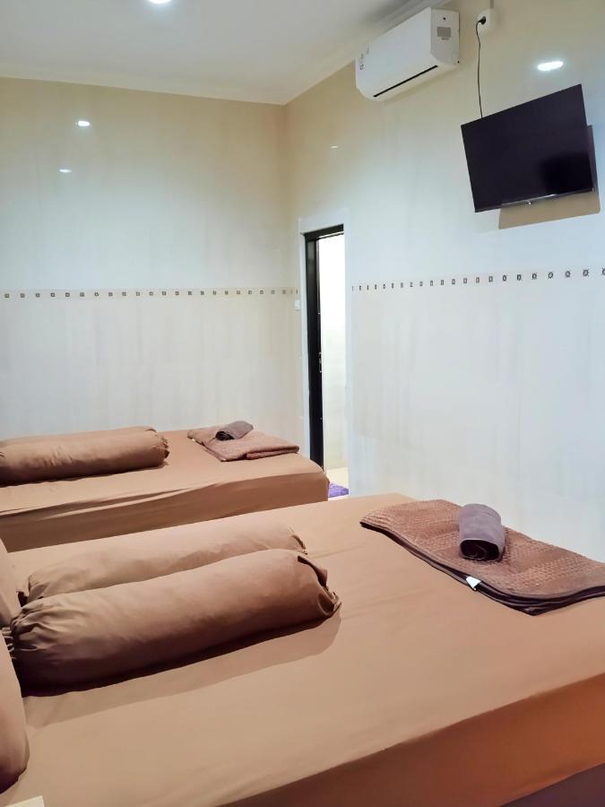 De Patuk Homestay Yogyakarta Bagian luar foto