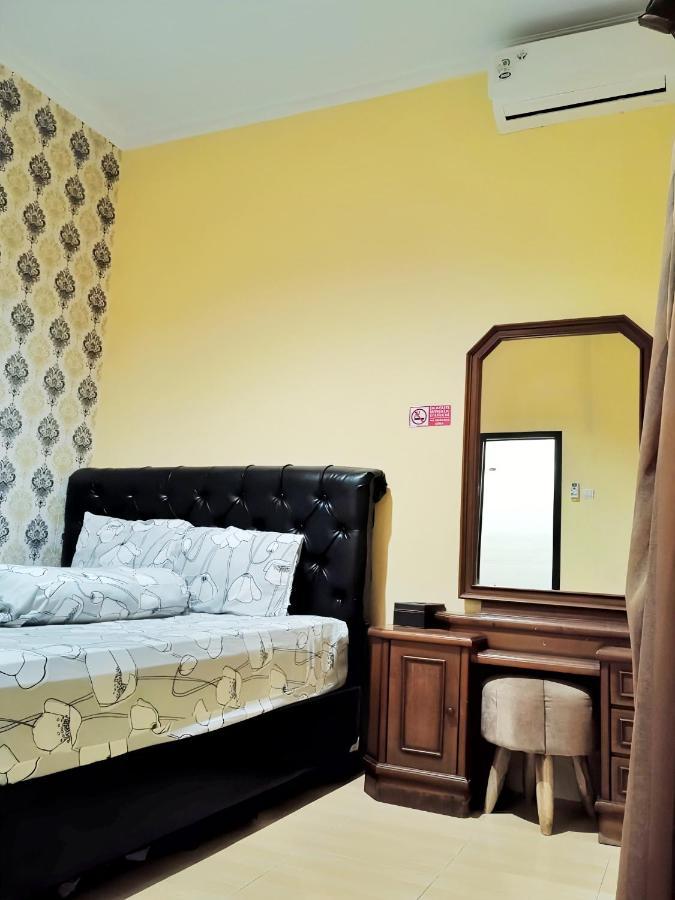 De Patuk Homestay Yogyakarta Bagian luar foto